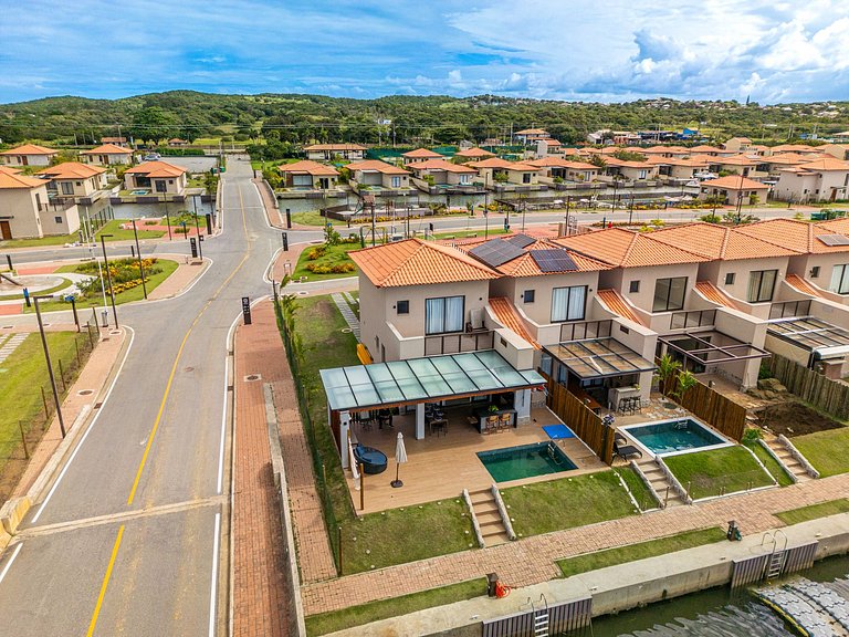 Bz14 Casa c/ piscina e píer para Jet Ski no canal!