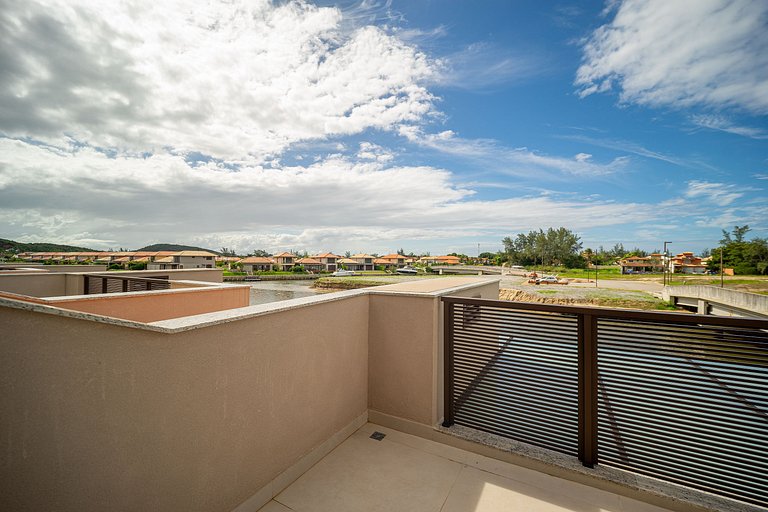 Bz14 House with pool and Jet Ski pier on the canal!