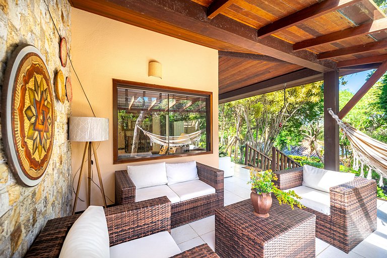 600m da Orla Bardot! Linda casa 4 suites