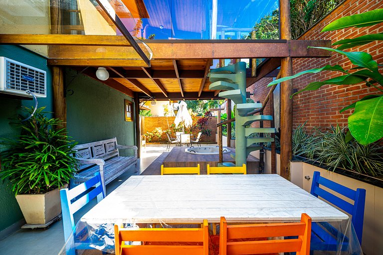 600m da Orla Bardot! Linda casa 4 suites