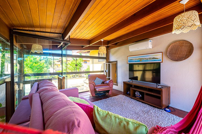 600m da Orla Bardot! Linda casa 4 suites