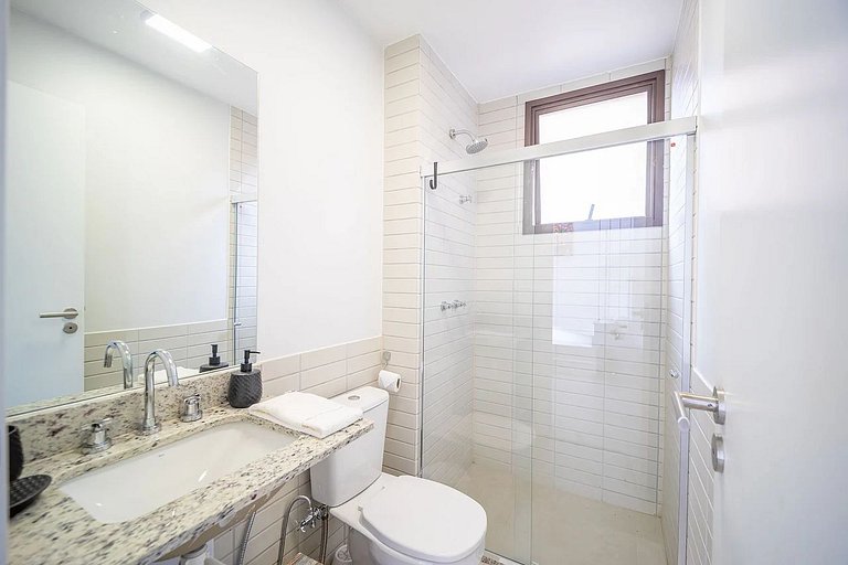 Bz14 Casa con piscina y muelle para motos de agua en el cana