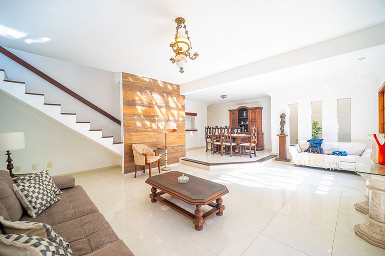 CF07 Casa c/ Piscina privativa/ 500m da Praia!