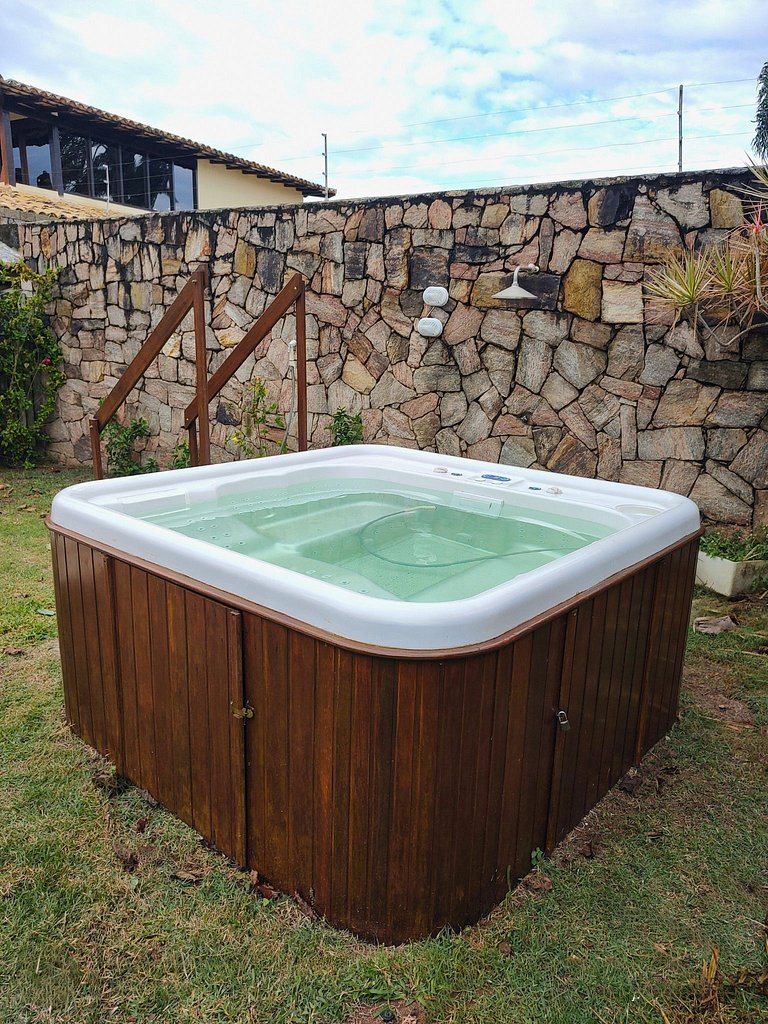 Bz46 300m from the beach! House with Jacuzzi and 5 suites!