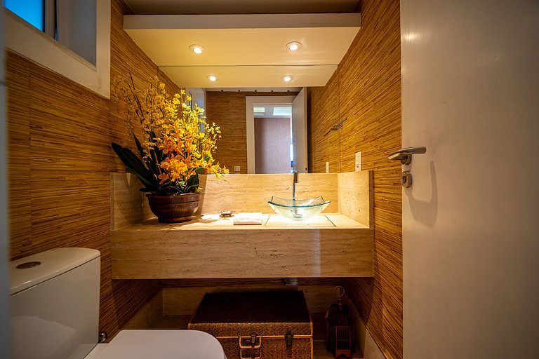 600m da Rua das Pedras!4suites e Piscina privativa