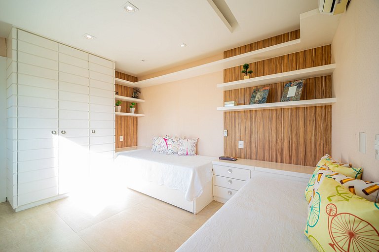 600m da Rua das Pedras!4suites e Piscina privativa