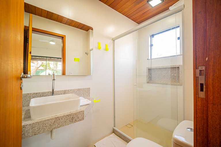 Bz99 Casa com churrasqueira e ducha, 4 suítes!