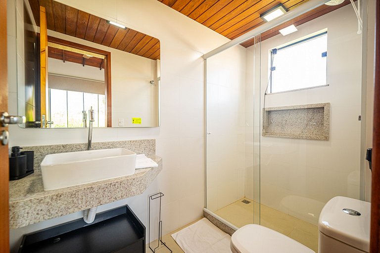 Bz99 Casa com churrasqueira e ducha, 4 suítes!