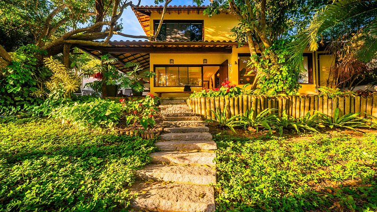 Bz 51 Center! High standard, 4 Suites with/ Private leisure