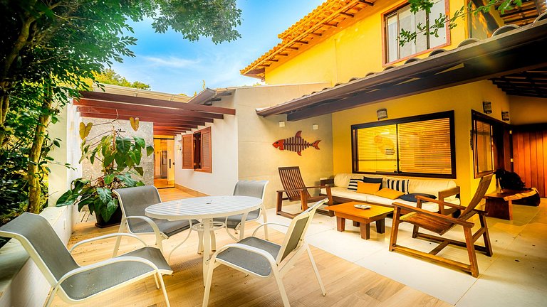 Bz51Centro! Casa c/ sauna privativa Alto Padrão