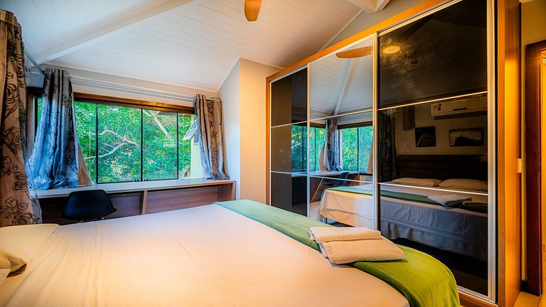 Bz 51 Center! High standard, 4 Suites with/ Private leisure