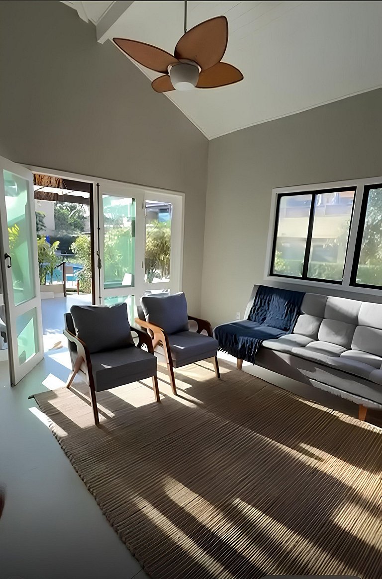 PÉ NA AREIA!Casa DelMare cond c/ saída na praia