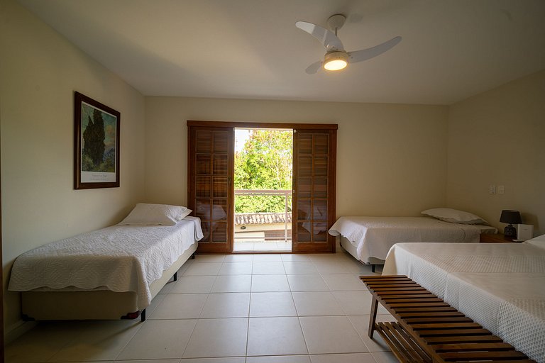 Geribá BZ89!Casa c/ Piscina, área ampla e 4 suites