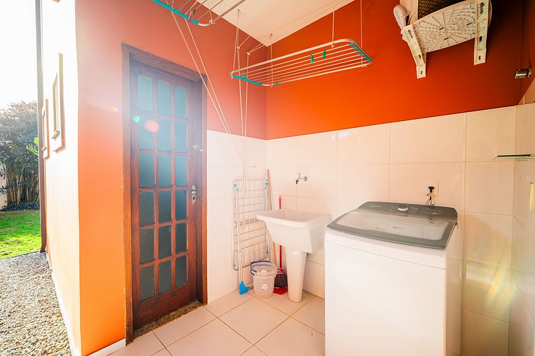 Geribá BZ89!Casa c/ Piscina, área ampla e 4 suites