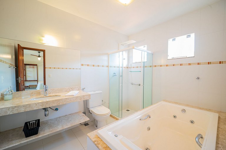 Geribá BZ89!Casa c/ Piscina, área ampla e 4 suites