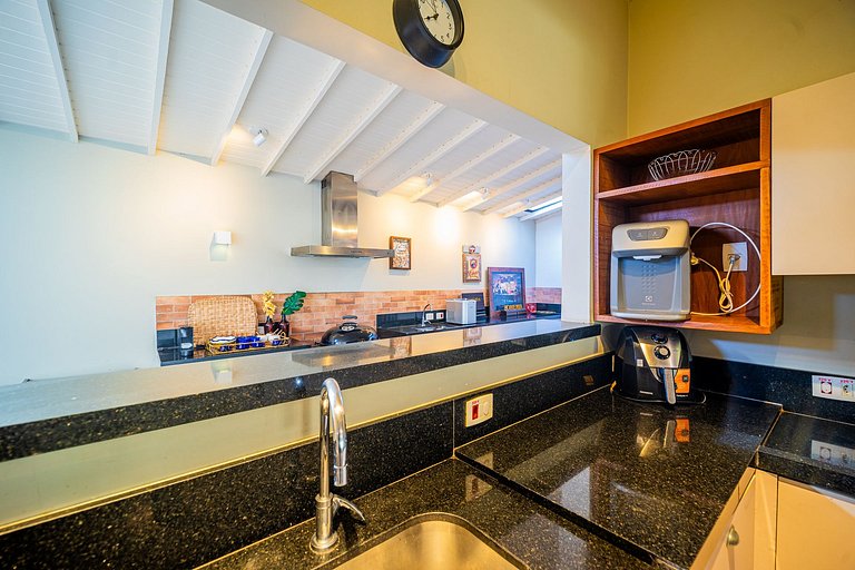 Bz09 Quadra da praia! Casa 5 suítes