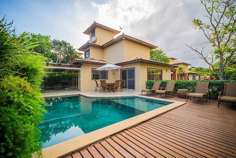 Bz01 House with private pool 150m from the beach