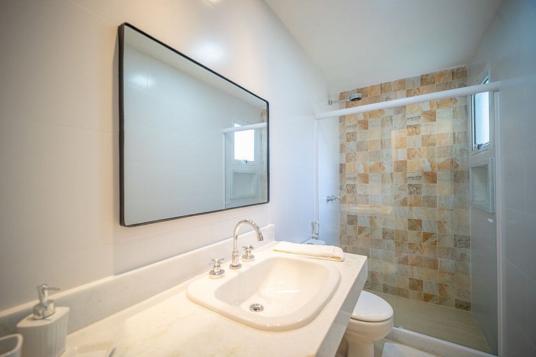 Bz101 House with private pool, 4 suites - Downtown