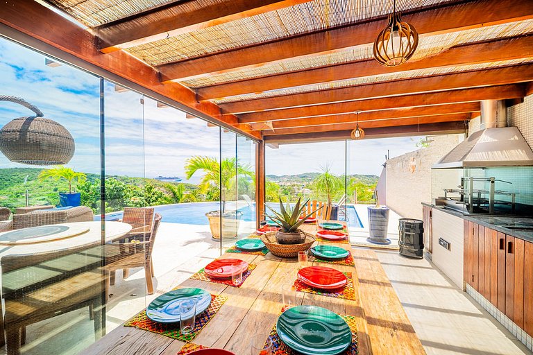 House with panoramic view and private pool!