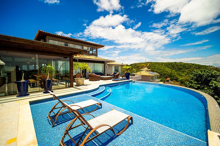 Casa con vista panorámica y piscina privada