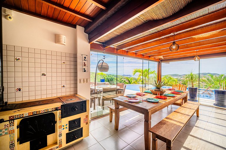 House with panoramic view and private pool!