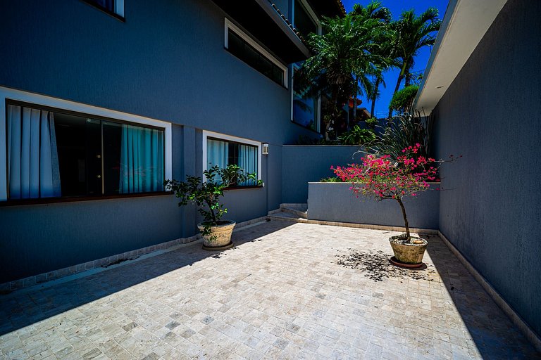 House with panoramic view and private pool!