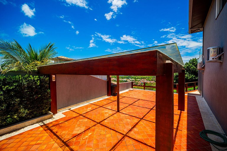 House with panoramic view and private pool!