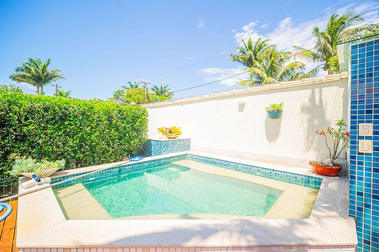 Bz12 Casa con piscina y sauna privada, a 300 metros de la pl