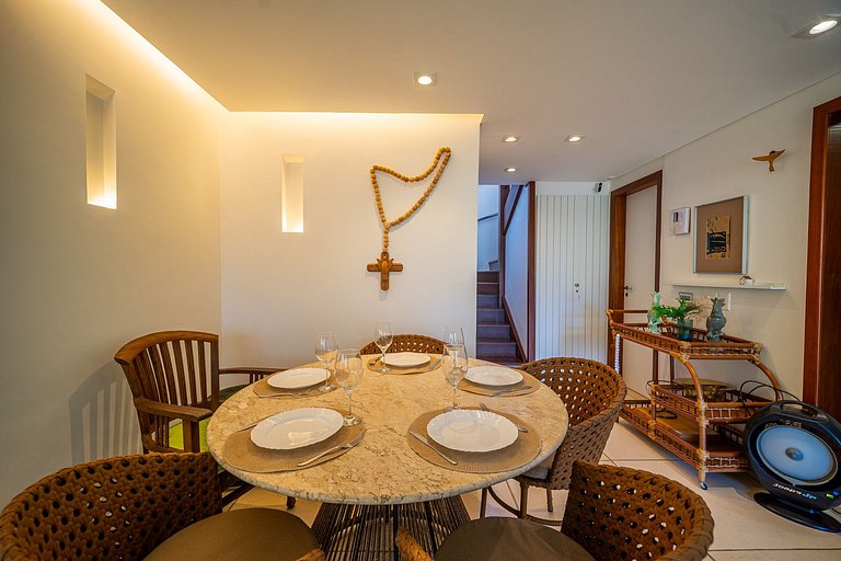 BZ13 - House with 4 suites and private gourmet area!