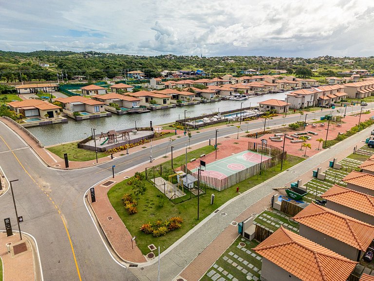 Bz53 Casa c/ piscina em frente ao Canal - Arete