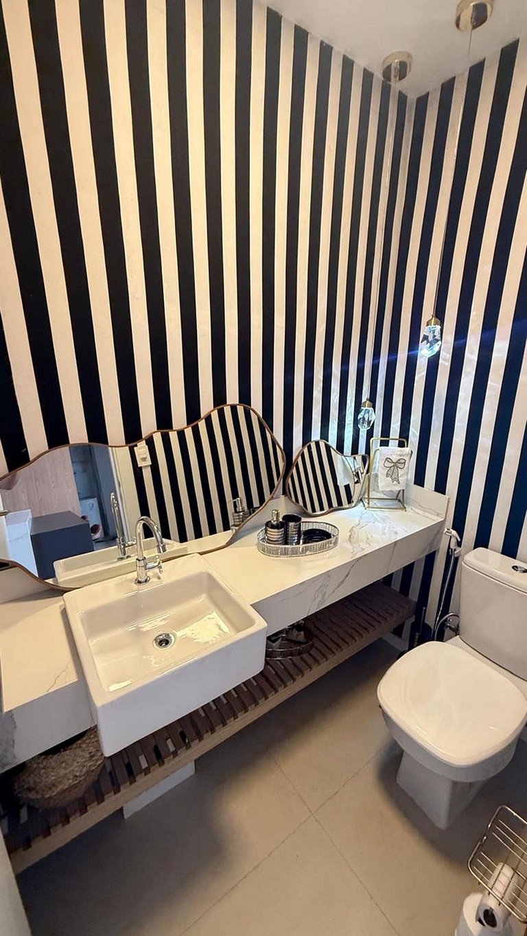 Bz53 Casa con piscina frente al Canal - Arete