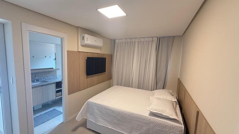 Bz53 Casa con piscina frente al Canal - Arete