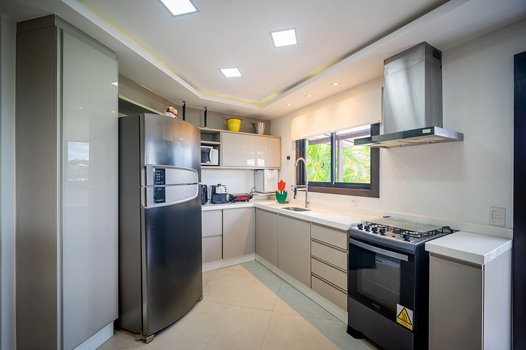 Casa c/ piscina, sauna e academia privativos! Geribá. BZ50