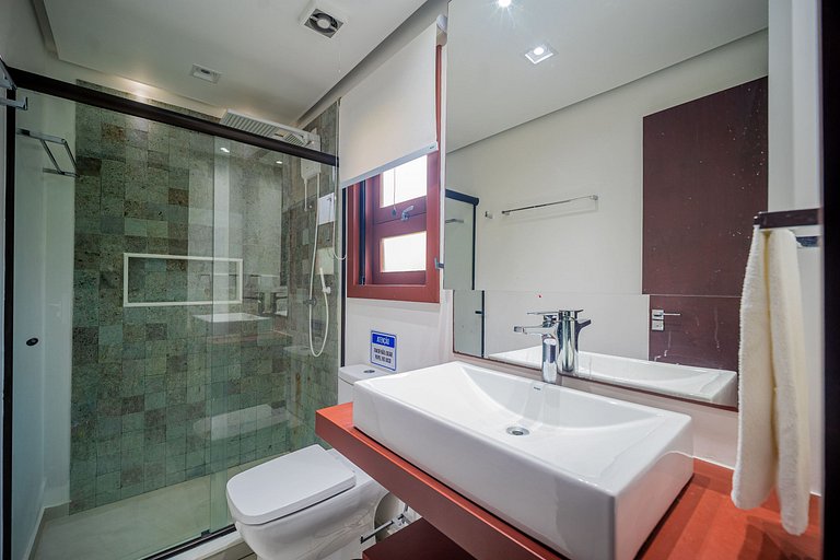 Casa c/ piscina, sauna e academia privativos! Geribá. BZ50