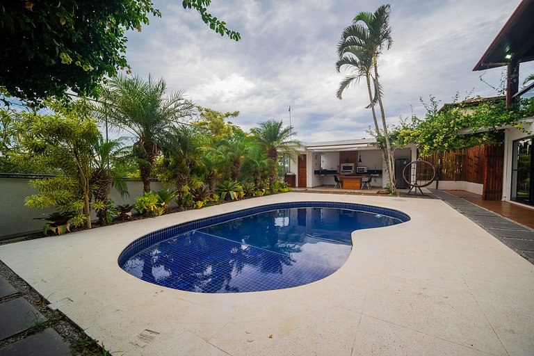 Casa c/ piscina, sauna e academia privativos! Geribá. BZ50