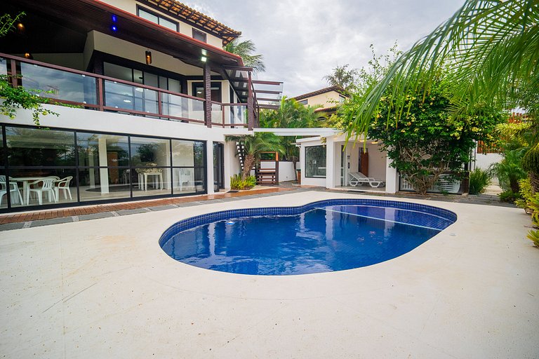 Casa c/ piscina, sauna e academia privativos! Geribá. BZ50