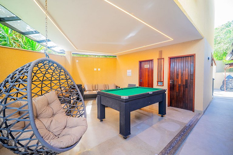 600m from Orla Bardot! Beautiful house with 4 suites.