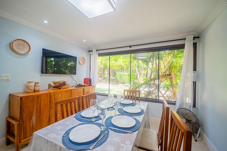 600m from Orla Bardot! Beautiful house with 4 suites.