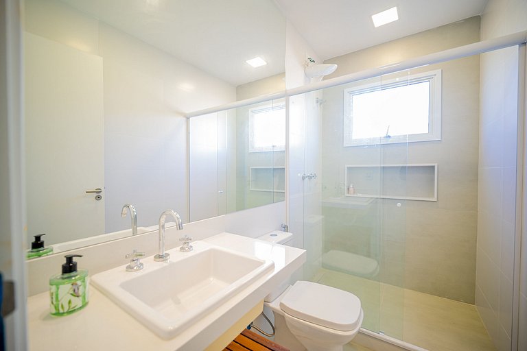 BZ84 House with private pool 500m from Praia do Forno