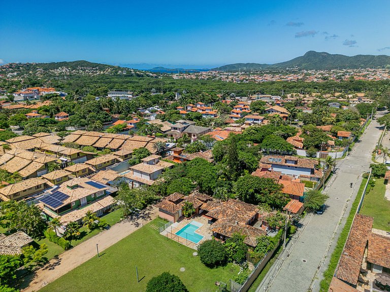 Casa com 5 quartos 150 metros da Praia BZ102