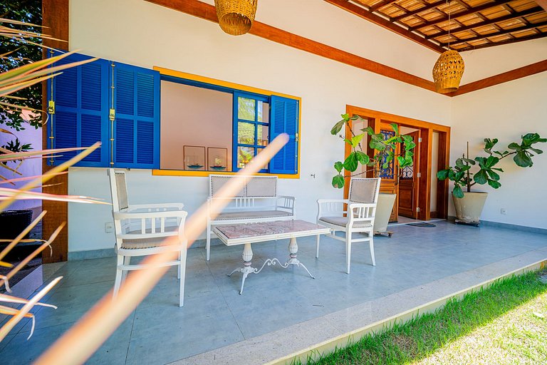Casa com 5 quartos 150 metros da Praia BZ102