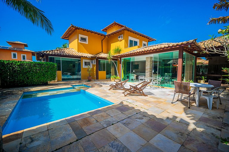 BZ23 House with 5 suites, 600 meters from Rua das Pedras