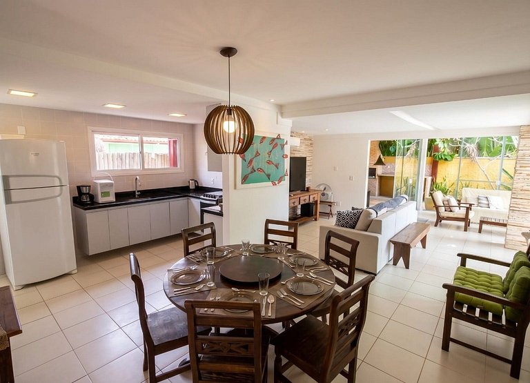 BZ23 House with 5 suites, 600 meters from Rua das Pedras