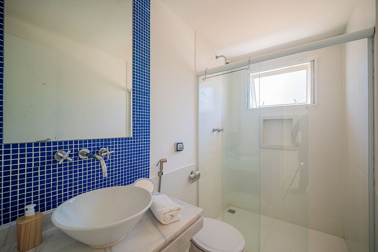 BZ23 House with 5 suites, 600 meters from Rua das Pedras