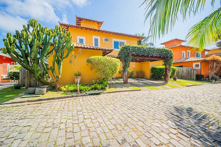 BZ23 Casa con 5 suites a 600 metros de la Rua das Pedras