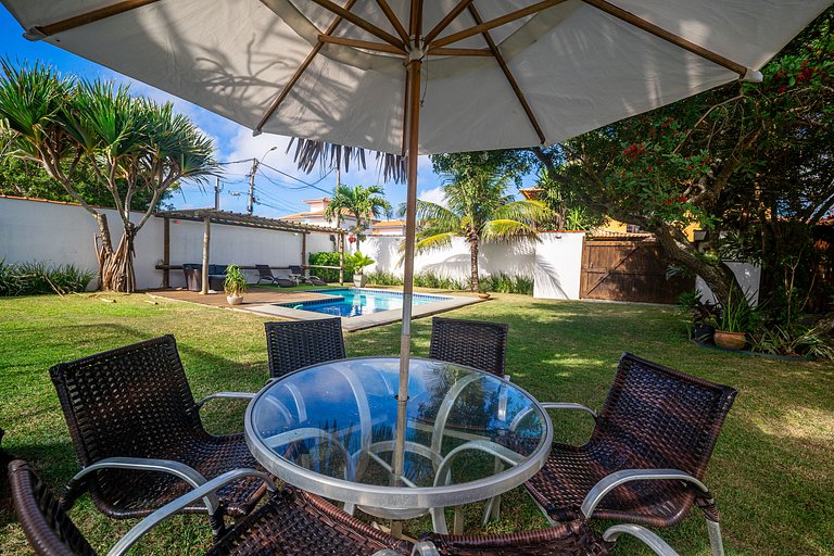 30 Metros da Praia!Casa independente c/ Piscina - BZ04