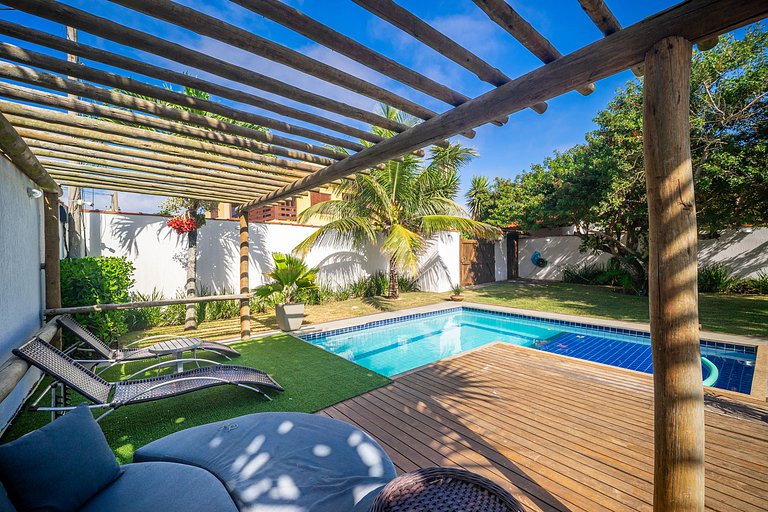 Bz04 a 30 pasos de la playa! Hermosa casa con piscina!