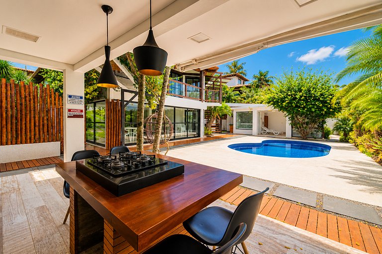 Casa c/ piscina, sauna e academia privativos! Geribá. BZ50
