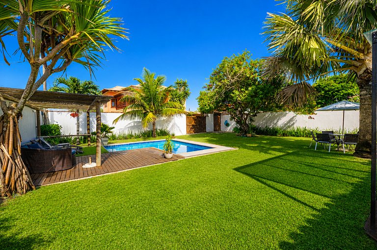 Bz04 a 30 pasos de la playa! Hermosa casa con piscina!