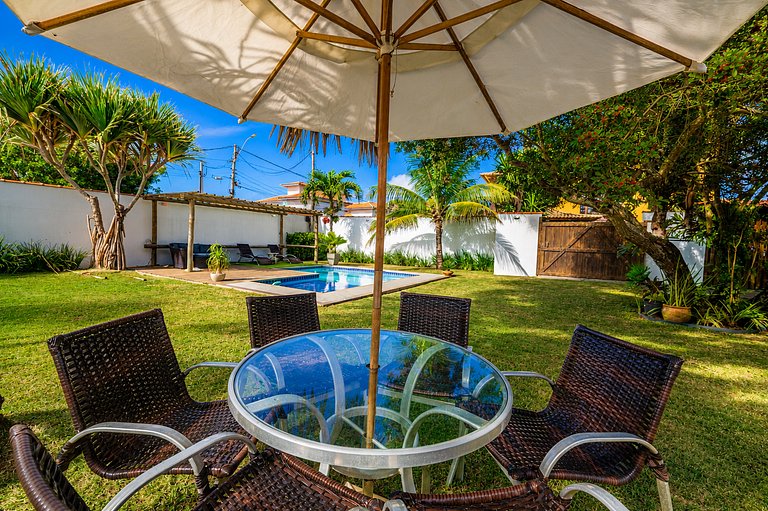 Bz04 a 30 pasos de la playa! Hermosa casa con piscina!